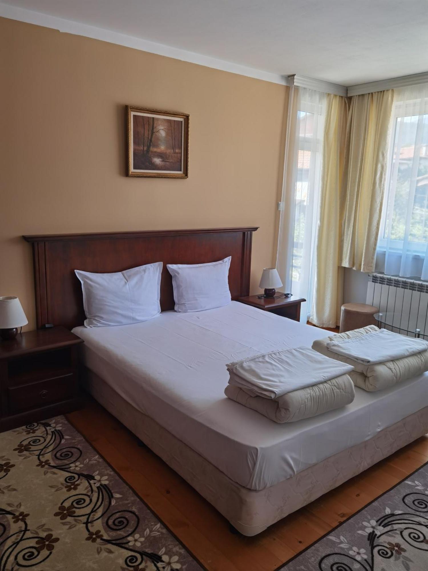 Mira Guest House Dobrinishte Quarto foto